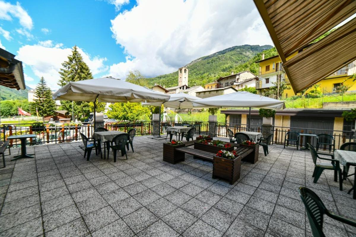 סמפיירה Hotel Monte Nebin מראה חיצוני תמונה